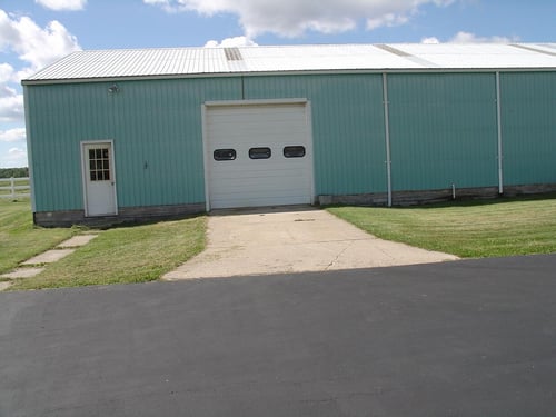 rhf-pole-barn-seventies